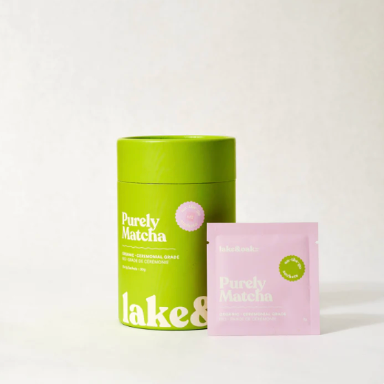 LISATA MATCHA Camellia Sinensis Matcha Uji 40g tin with a small pile of vibrant emerald green matcha powder.
