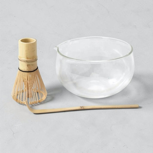 LISATA MATCHA 16oz double-wall glass bowl with bamboo whisk and scoop for preparing matcha lattes